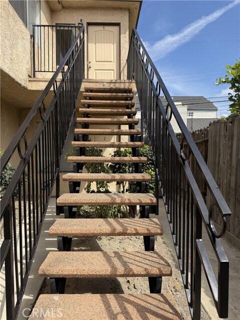 Building Photo - 7911 Glencoe Drive