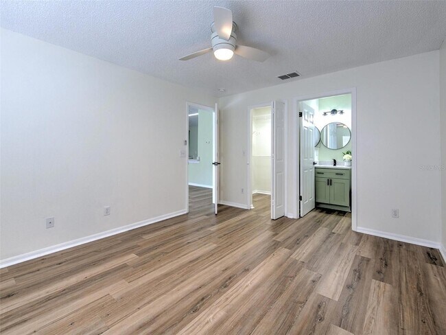 Building Photo - 11407 Wellman Dr