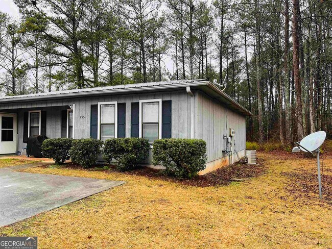 Building Photo - 145 Pine Terrace