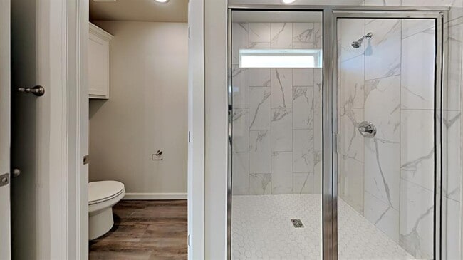 Building Photo - 487 Hardesty Dr