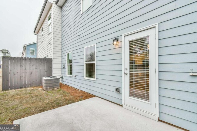Building Photo - 4541 Bishops Ln