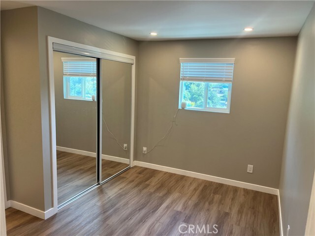 Building Photo - 9335 Chimney Rock Ln