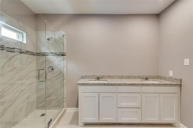 Building Photo - 2507 S Ewing Ave