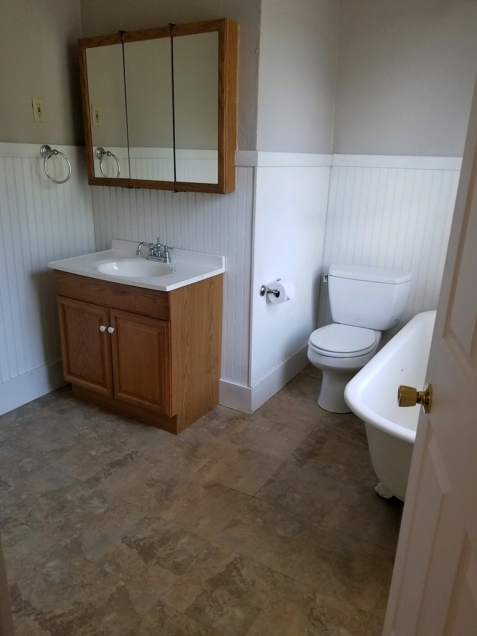 Building Photo - 24 Ruggles St