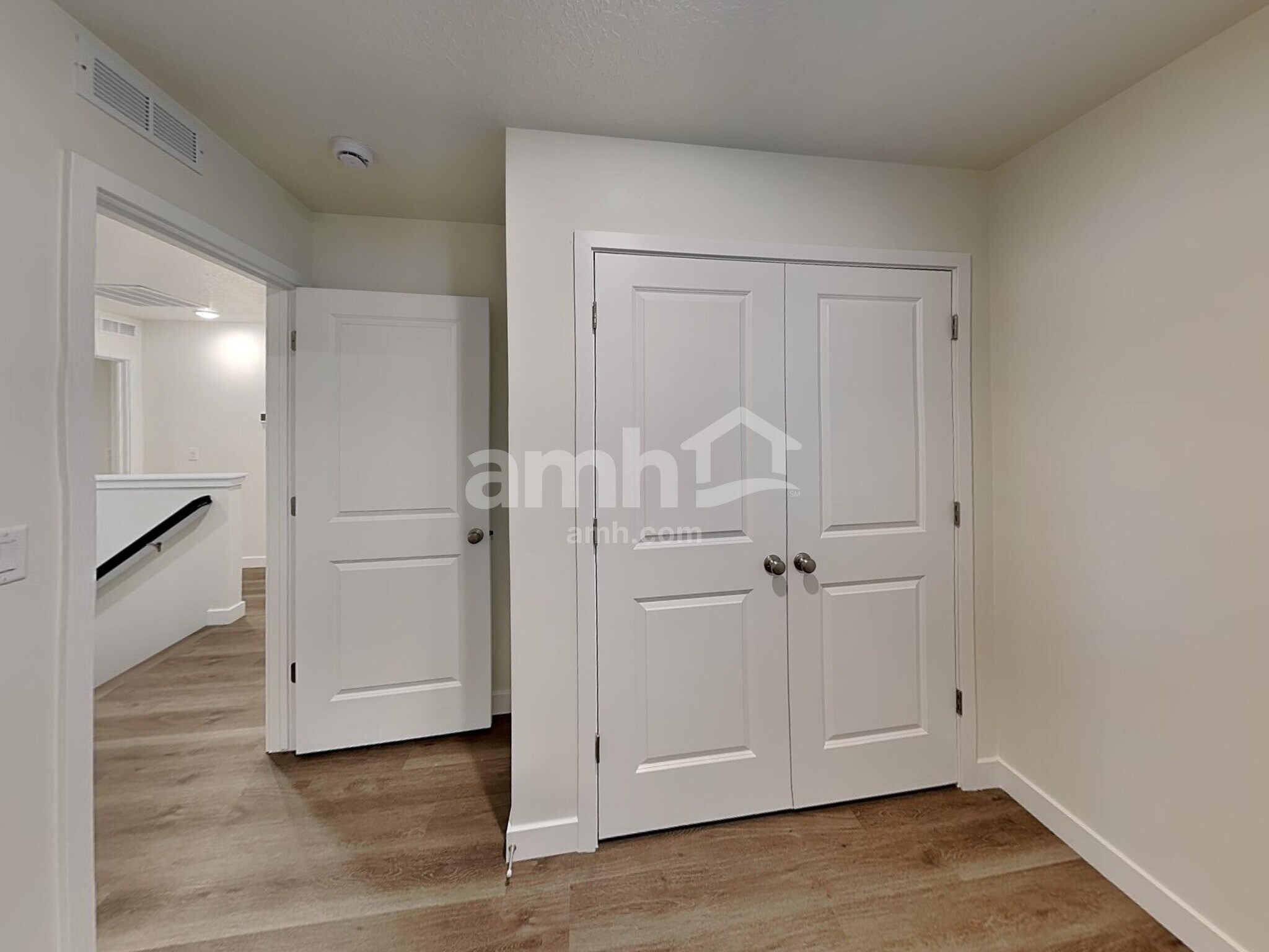 Building Photo - 4702 W Ore Strm Rd