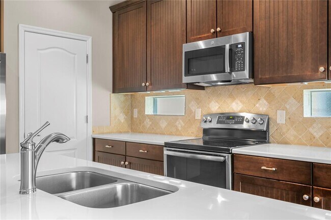 Building Photo - 19303 Water Maple Dr