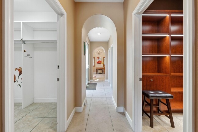 Building Photo - 40294 Rancho Palmeras