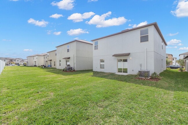 Building Photo - LIKE NEW Home For Rent in Touchstone!