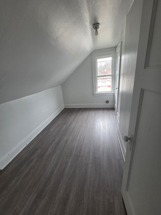 Building Photo - 5530 N 41st St