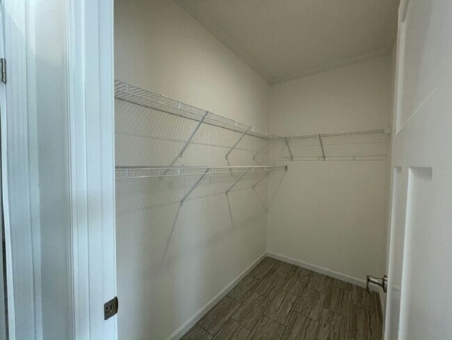 Building Photo - 34866 Silver King Dr