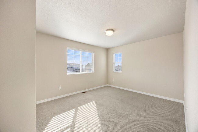 Building Photo - 10886 Rolling Peaks Dr