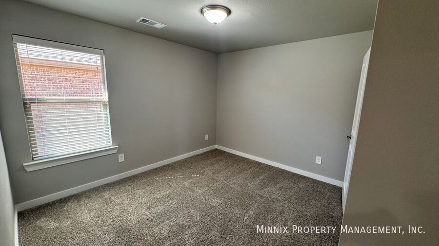 Building Photo - 4602 125th St