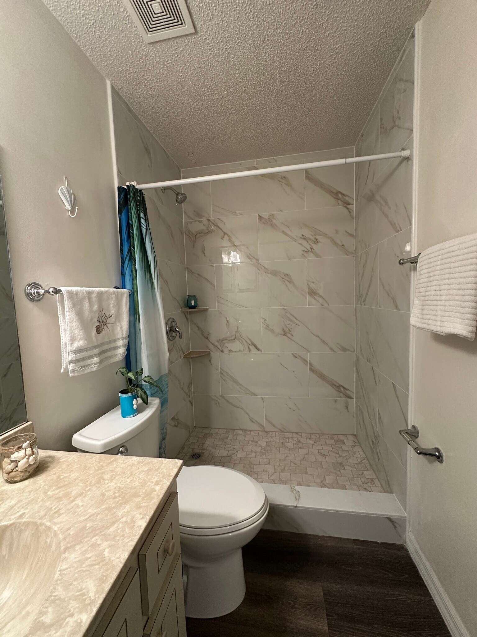 New Shower - 1120 Fairvilla Dr