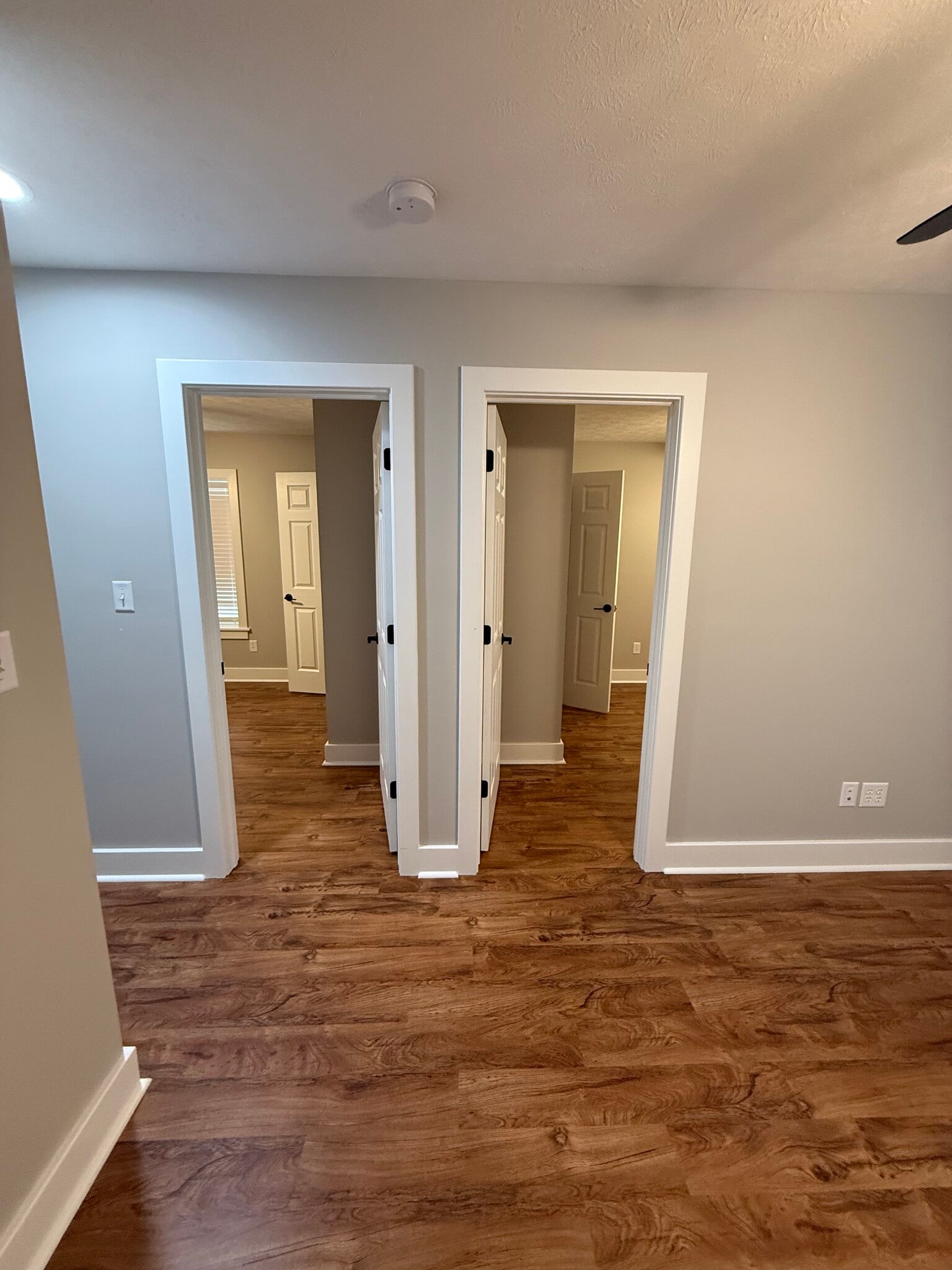 Building Photo - 1008 Milroy St