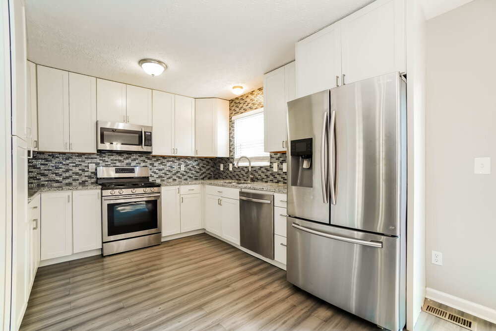 Building Photo - 848 Wallinger Dr