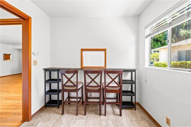 Building Photo - 454 N Shattuck Pl