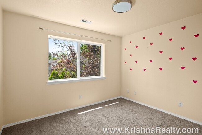 Building Photo - Beautiful  3BD* 2.5 BA* Single Family Home...