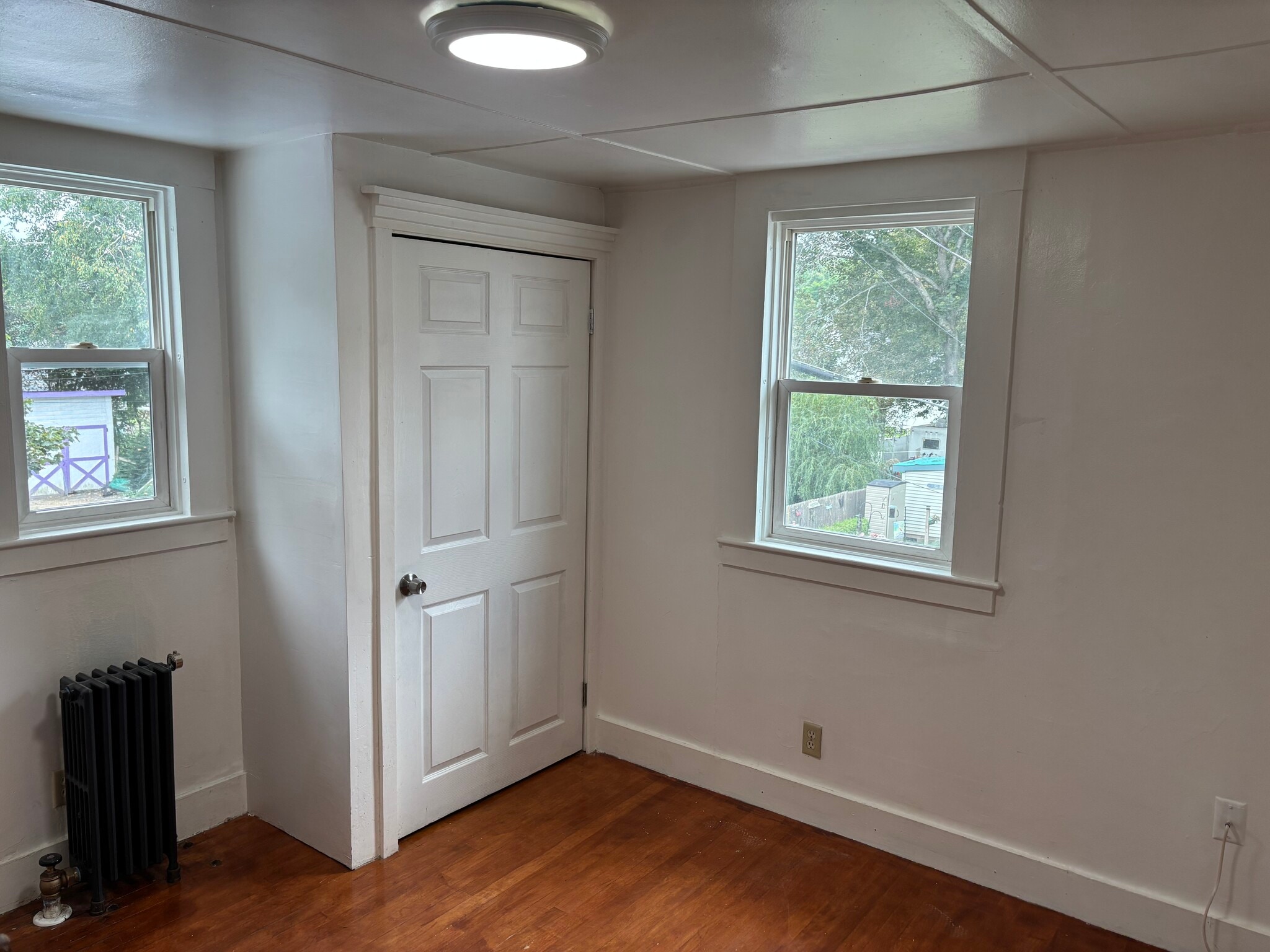 Building Photo - 28 Pleasant Street