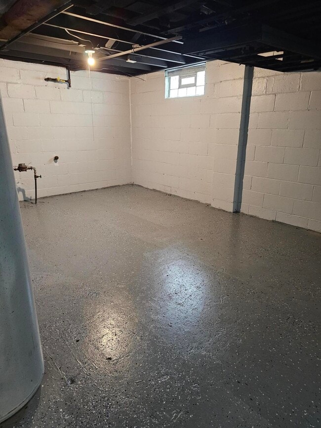 Building Photo - 20023 Santa Rosa Dr