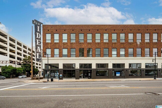 Building Photo - 1801 2nd Ave N