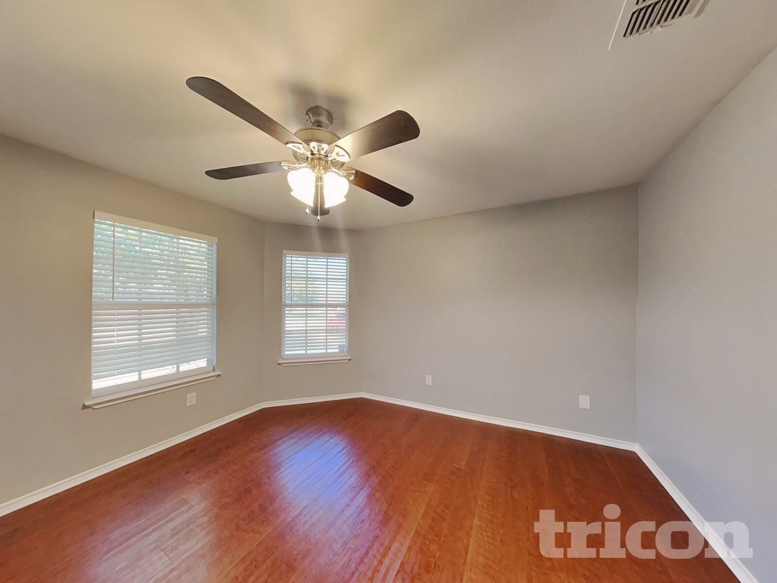 Building Photo - 2057 Wildwood Dr