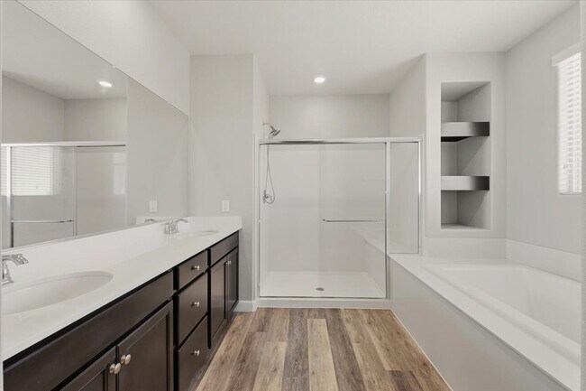 Building Photo - 808 Elmstone Pl
