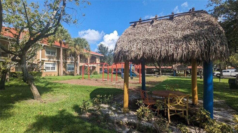 Building Photo - 151 SW 117th Ave