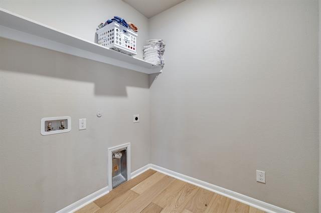 Building Photo - 5513 Deer Run Dr