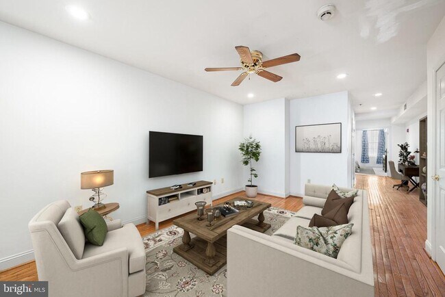 Primary Photo - 48 N Front St