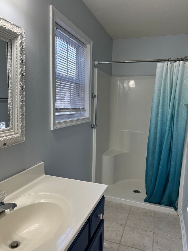 Building Photo - YEAR-ROUND - UNFURNISHED - SINGLE FAMILY - LEWES