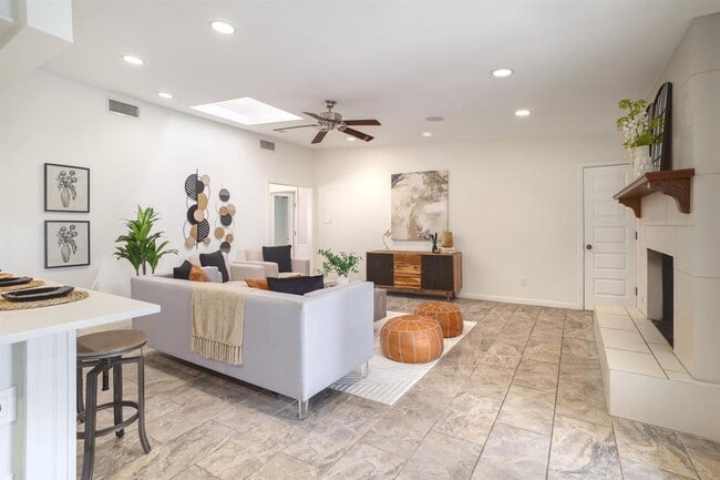 Building Photo - 4107 Tablerock Dr