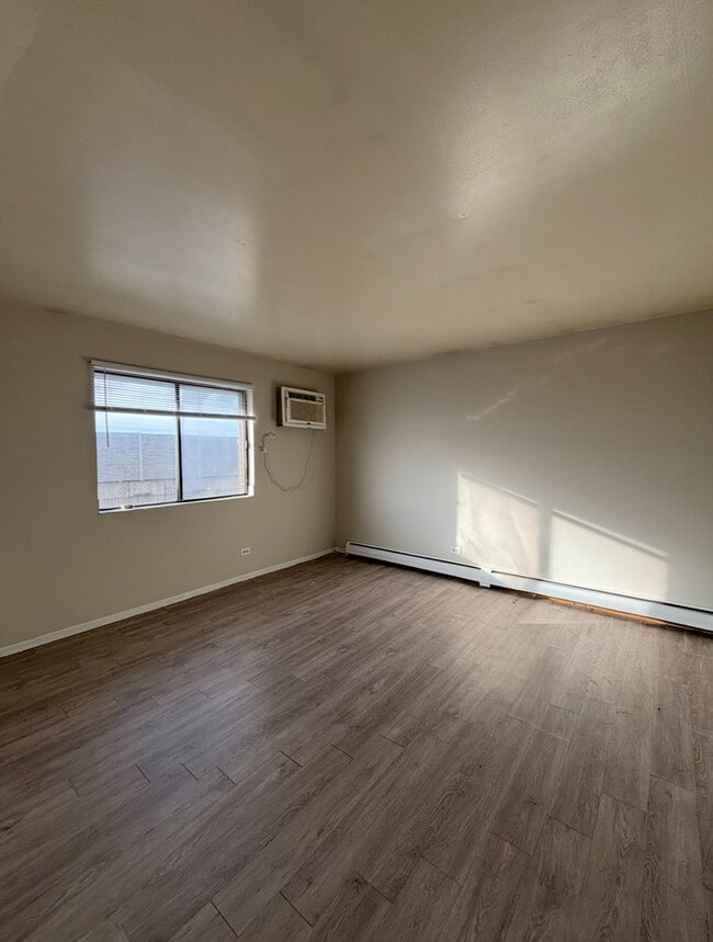 Building Photo - 3068 Bernice Ave