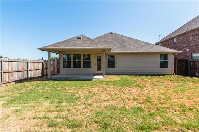 Building Photo - 1404 Bluebird Dr