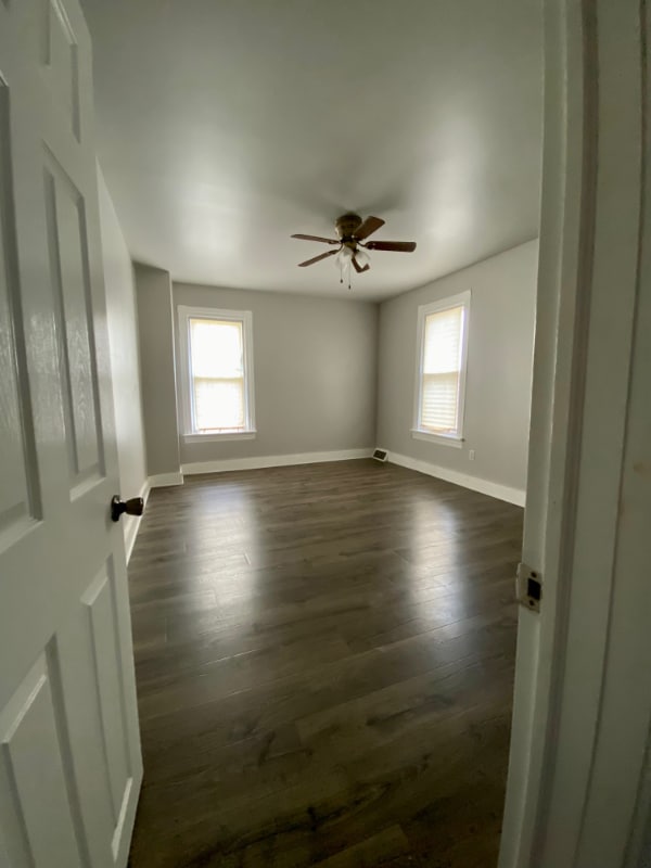 Building Photo - 1039 W Wilkes Barre St