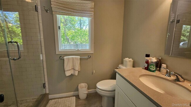 Building Photo - 11 John St