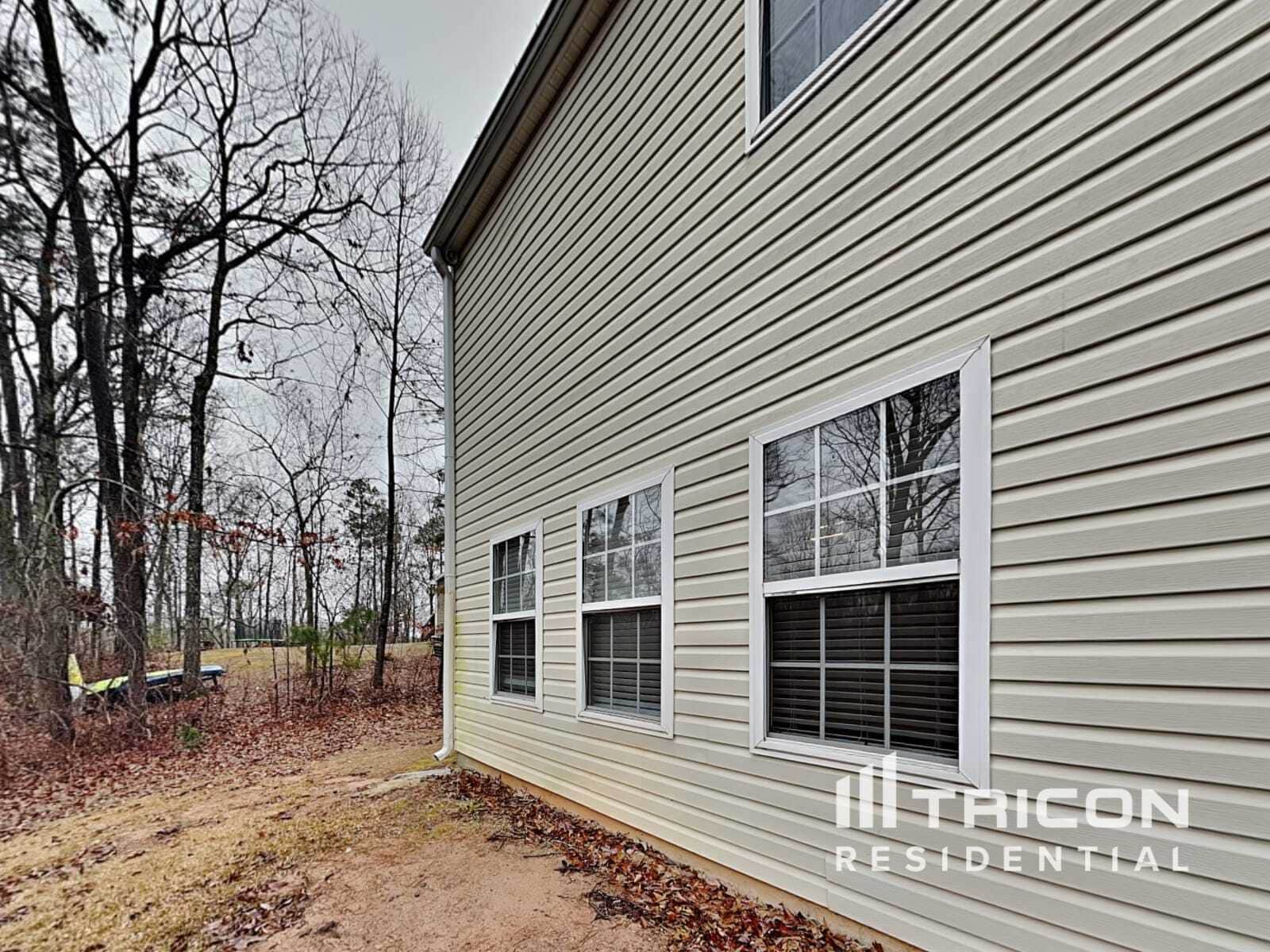Building Photo - 8665 River Rock Ct