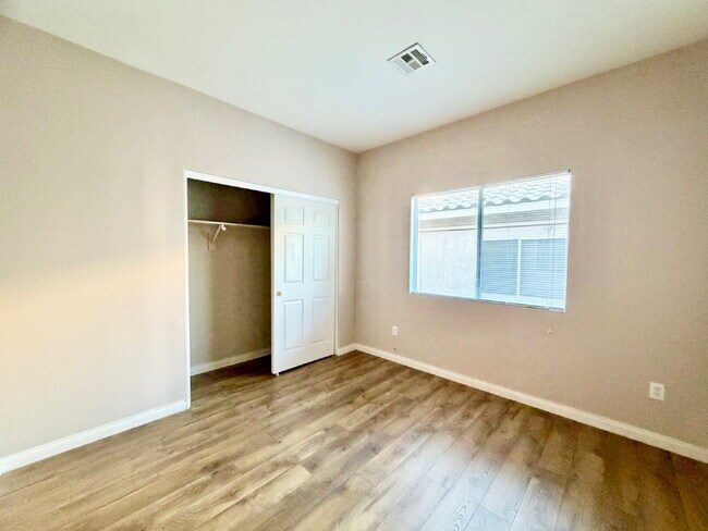 Building Photo - GATED SUMMERLIN HOME | 5 BEDROOM + DOWNSTAIRS DEN | 3-CAR GARAGE