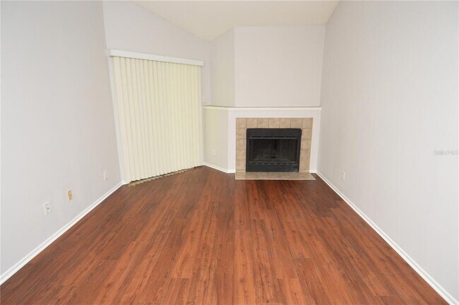 Building Photo - 8630 Mallard Reserve Dr