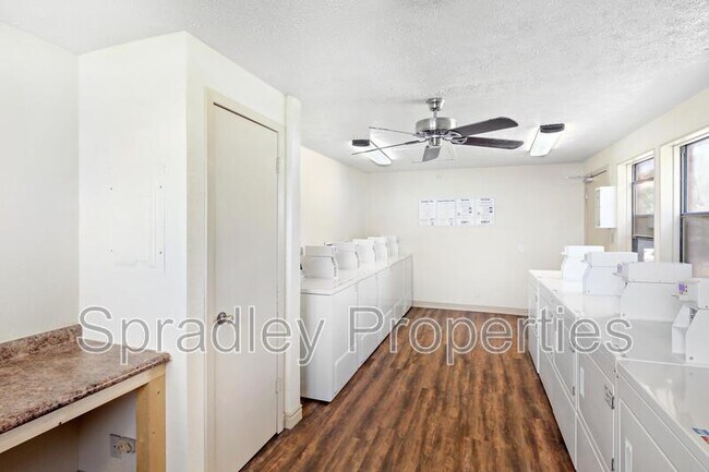 Building Photo - 608 John Paul Jones Dr