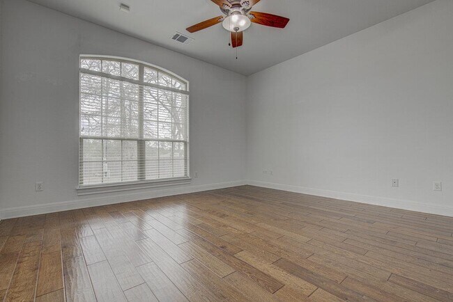 Building Photo - 110 Kou Ct