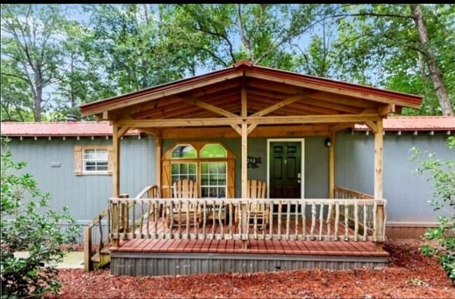 Building Photo - 290 S Port Bass Dr