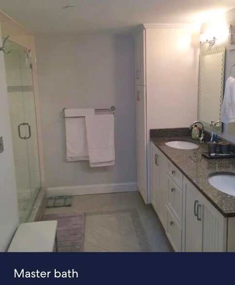 Master bathroom - 1 E Grand Ave