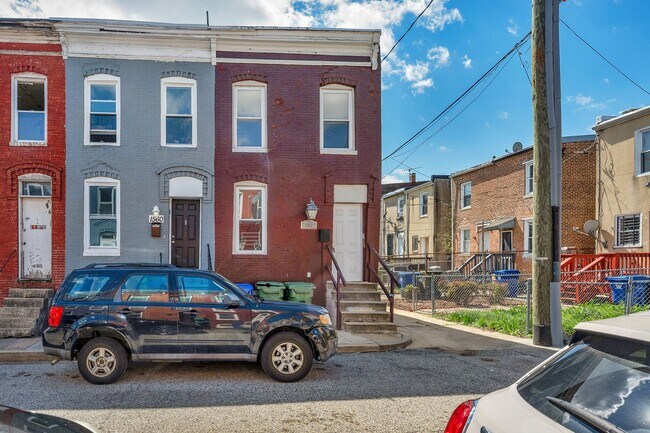 Building Photo - Two Bedroom Rental for Immediate Move In West Baltimore