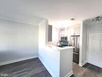 Building Photo - 4850 Eisenhower Ave