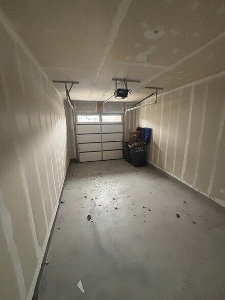 Building Photo - 43396 Farringdon Sq