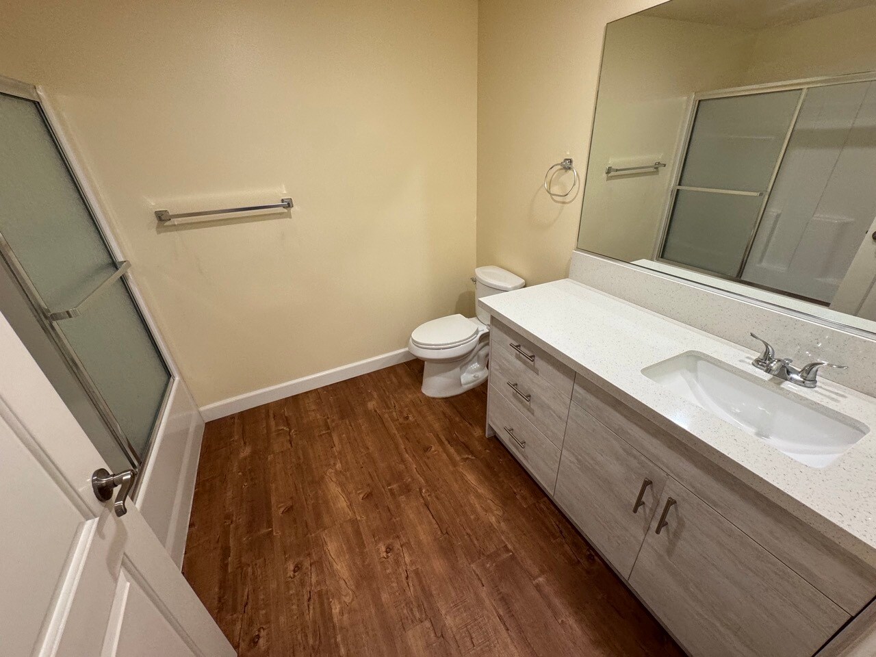 Building Photo - 6718 Sylmar Ave