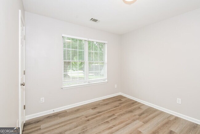 Building Photo - 2715 Tradd Ct
