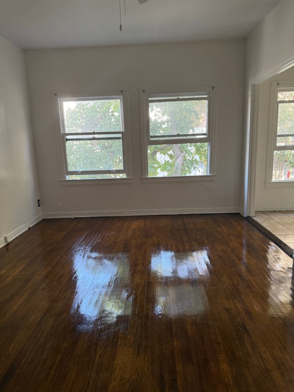 Building Photo - 2025 Cheremoya Ave