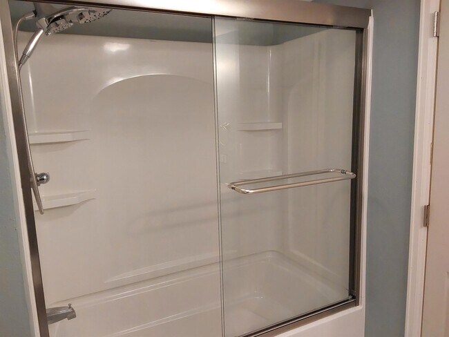 Building Photo - 2201 12th St