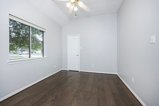 Building Photo - 19423 Arbor Pines Ln